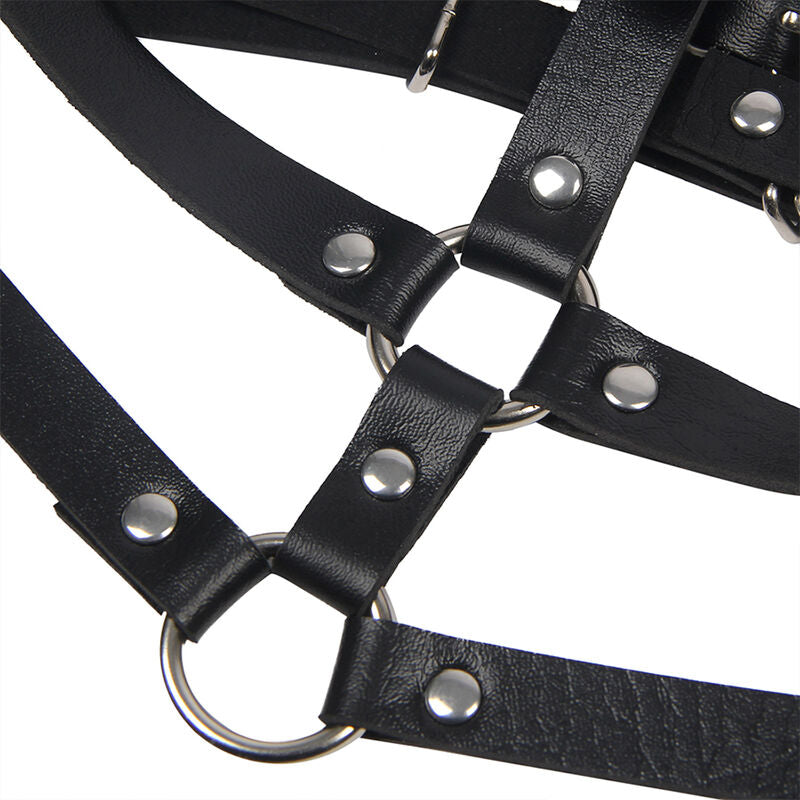 cinghie in pelle con anelli