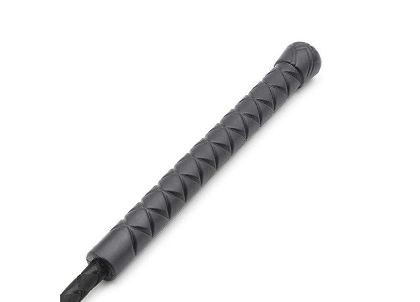 Sleek Strike - Frustino Crop