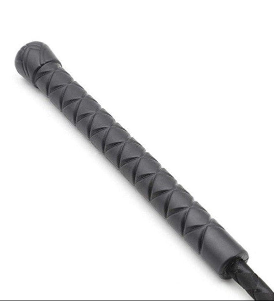 Sleek Strike - Frustino Crop