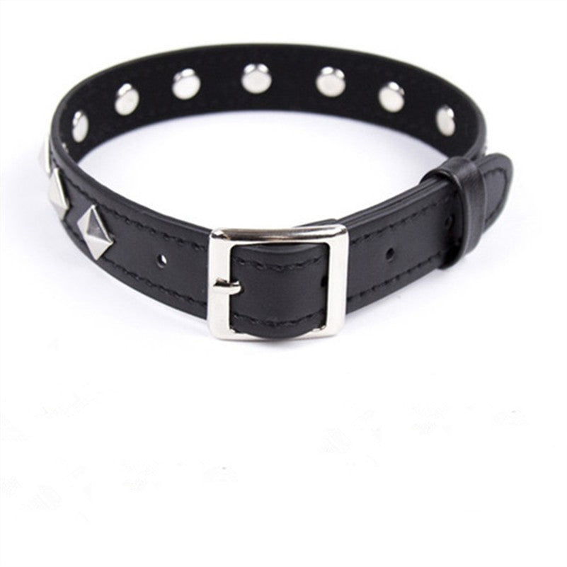 Spiked Charm - Collarino stile Punk