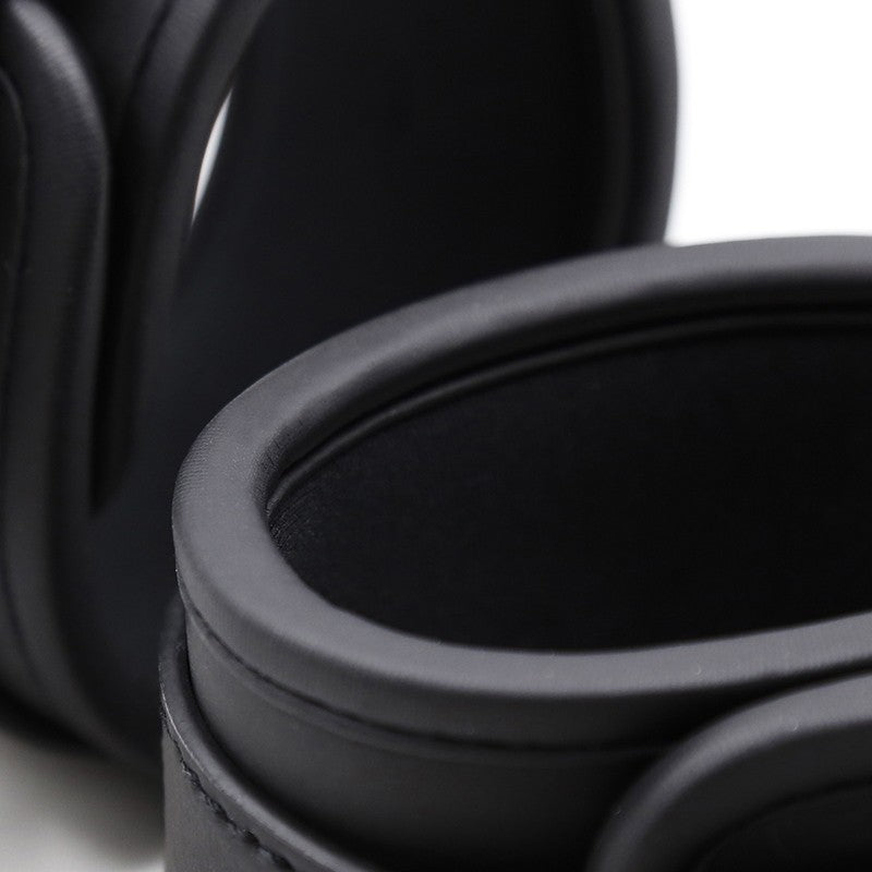 Dark Knight - Manette Total Black in Gomma sintetica