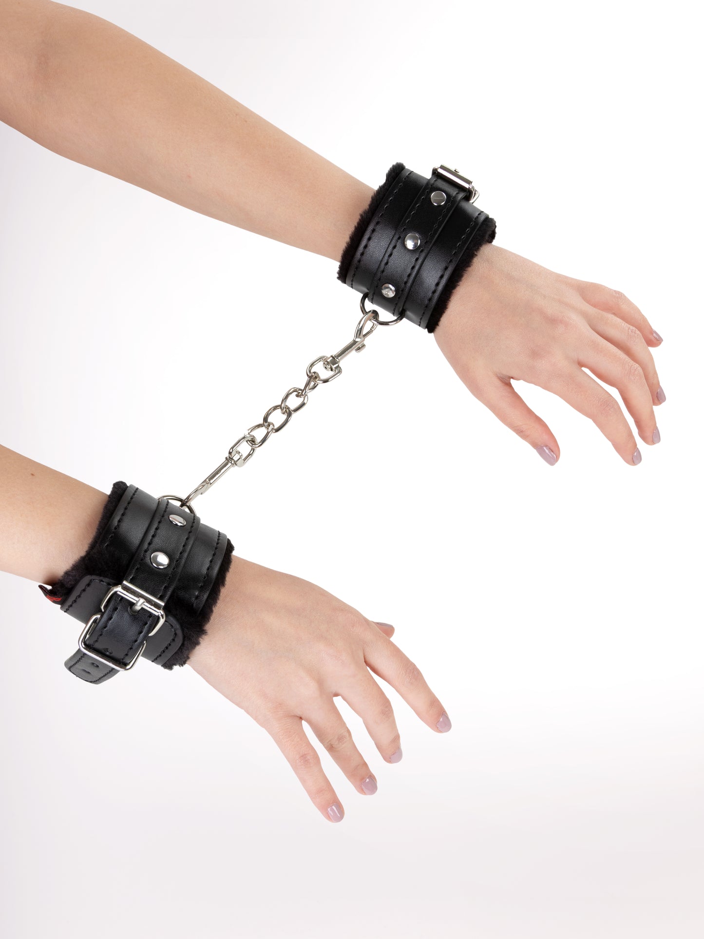 Dominant Desire - Manette in Ecopelle