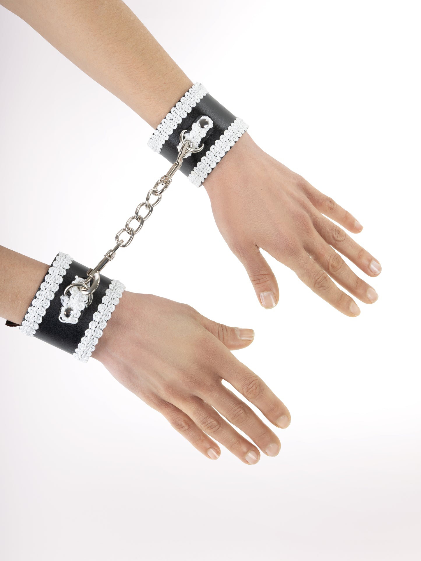 Gothic Desire - Manette con ricami in pizzo