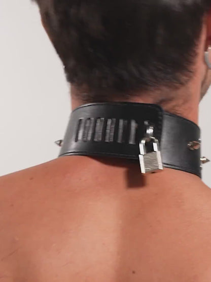 Lock & Lead - Collare Borchiato con guinzaglio e lucchetto