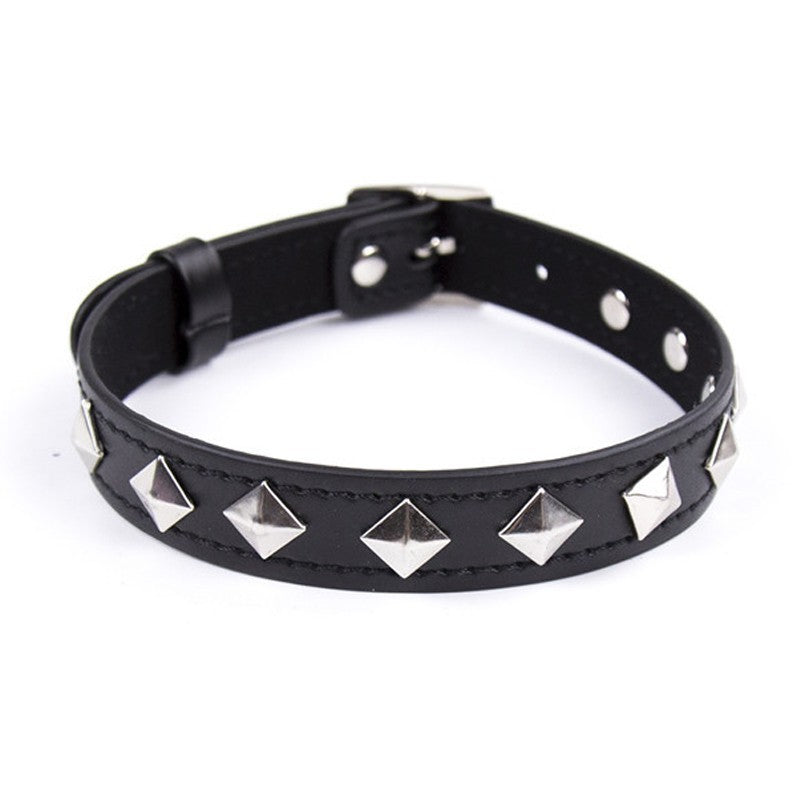 Spiked Charm - Collarino stile Punk